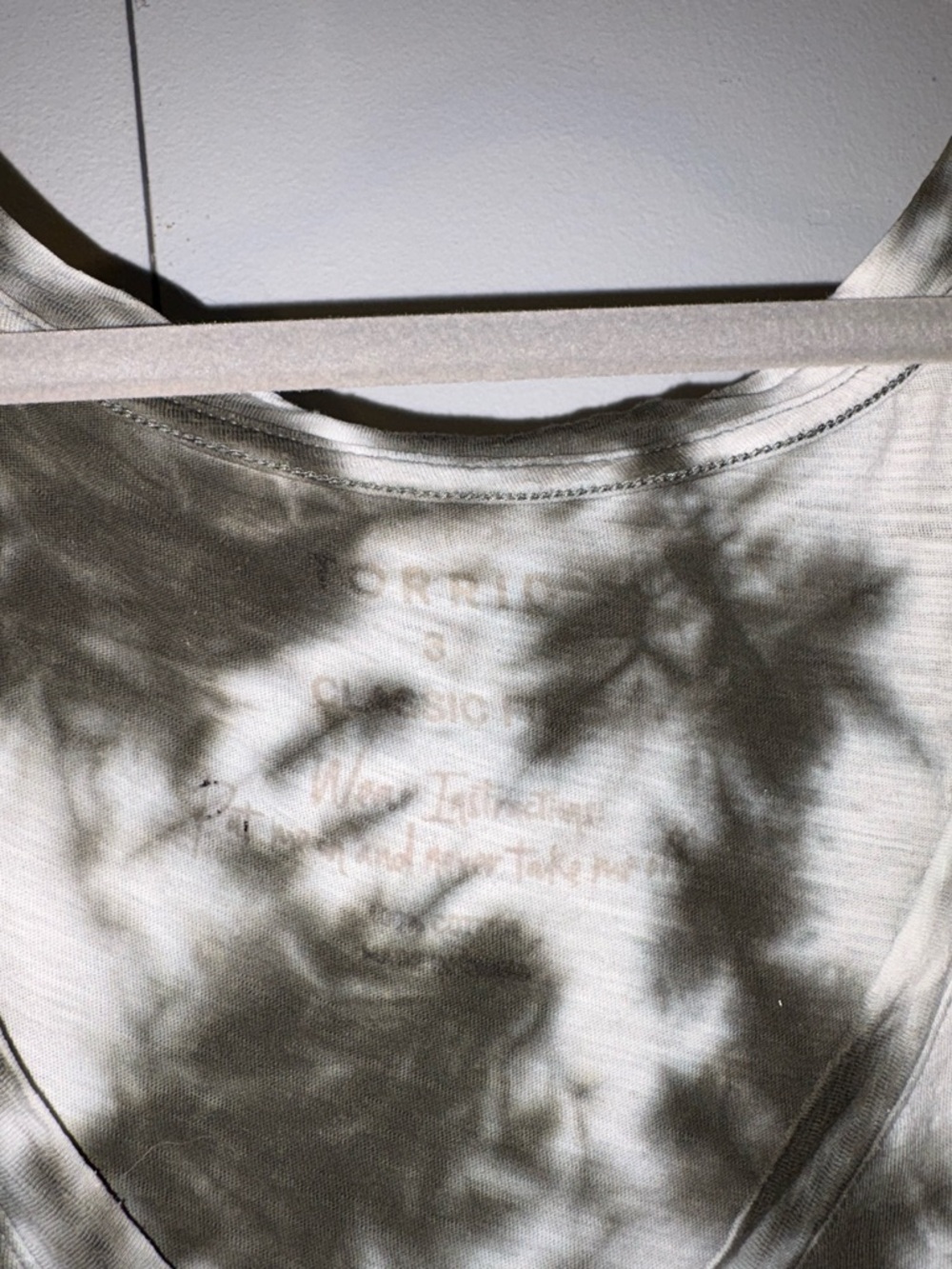 torrid Black & White Tie-Dye V-Neck Pocket Tee - Picture 2 of 2